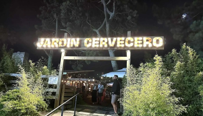 Jardin Cervecero Pinar Todo - Ciudad de la Costa