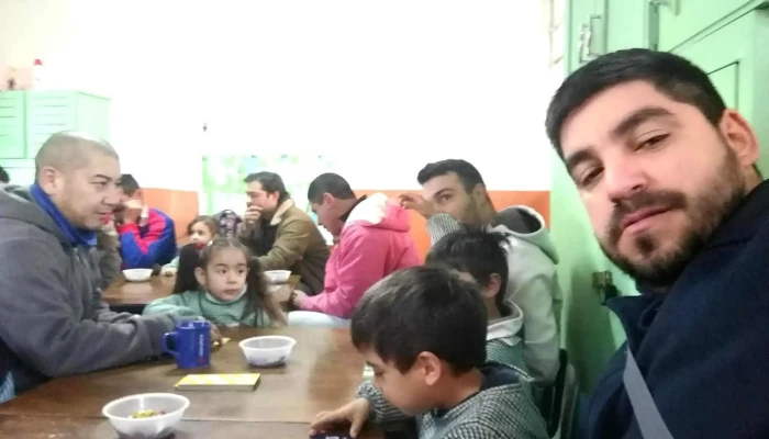 Jardin De Infantes 130 Edificio - Salto