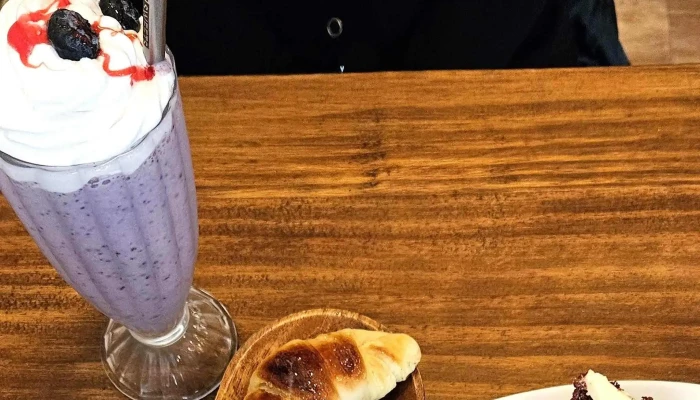 Jofi Sweets Cafe Comentario 4 - Melo