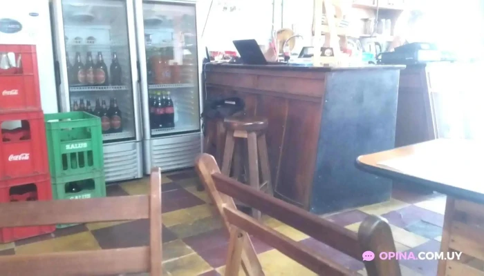 Juan Pizzas -  Ambiente - Migues