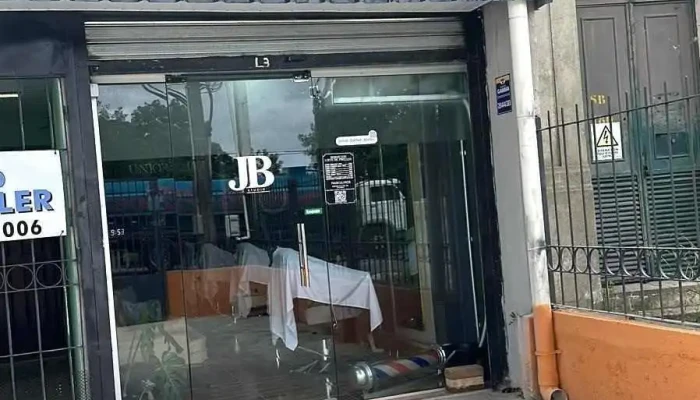 Junior Barber Studio - Departamento De Montevideo