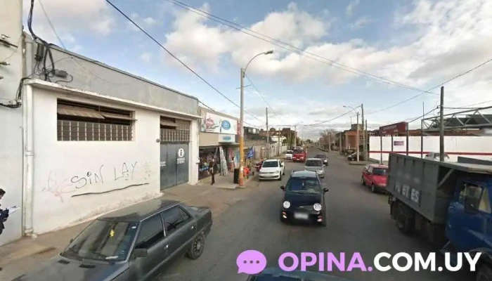 Juzgado Penal - Av. Jose Gervasio Artigas