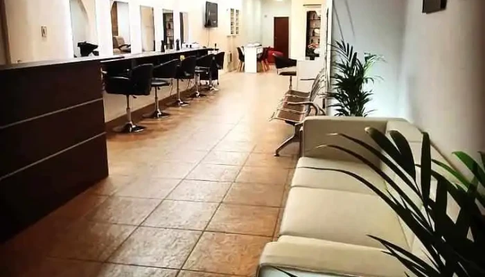 Kadin - Peluquería y Estética - Av. Gral. Rivera 3026