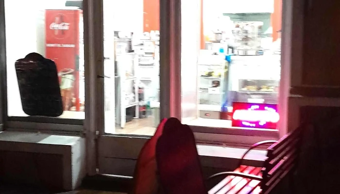 Kazoku Cafeteria Rotiseria Churreria Comentario 5 - Montevideo