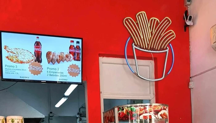 Kazoku Cafeteria Rotiseria Churreria Comentario 9 - Montevideo