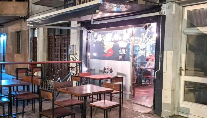 Kendrew -  Scottish Bar Todo - Montevideo