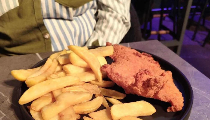 Kenya Mvd Bar -  Comentario 3 - Montevideo