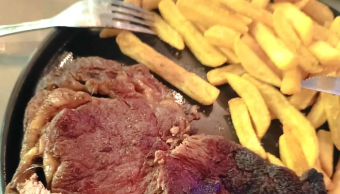 Kenya Mvd Bar -  Comentario 8 - Montevideo