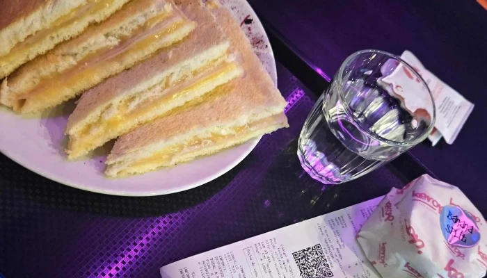 Kerop Cafe Tattoo Comentario 3 - Montevideo