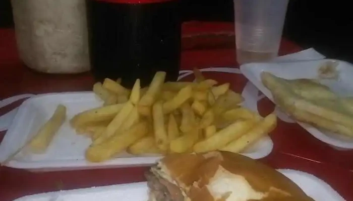 Kiosco El Buho Comida Y Bebida - Artigas