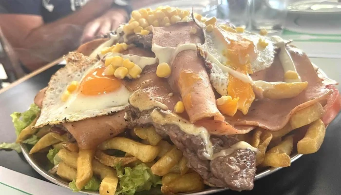 La 2000 -  Comidas Y Bebidas - Salto