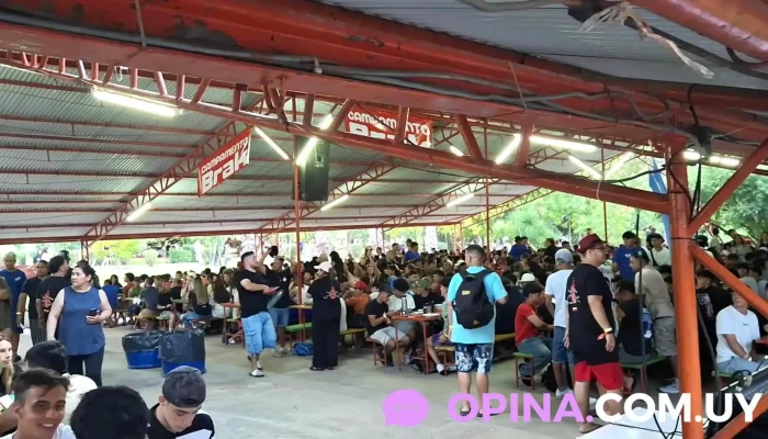 La Aldea -  De Los Visitantes - Montevideo