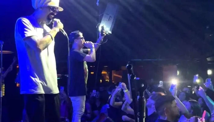 La Bambola -  Videos - Salto