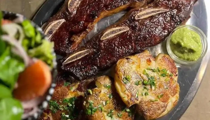 La Barra 1114 -  Comida Y Bebida - Montevideo