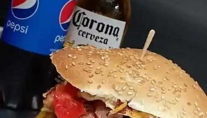 La Bochita -  Comida Y Bebida - Young