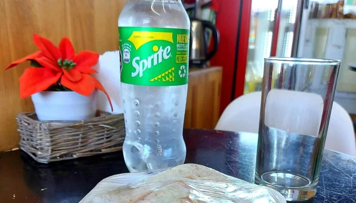 La Cafeteria Terminal Rodo Comentario 5 - Durazno