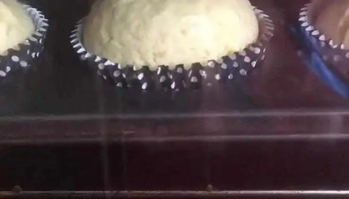 La Casa De La Empanada -  Videos - Melo