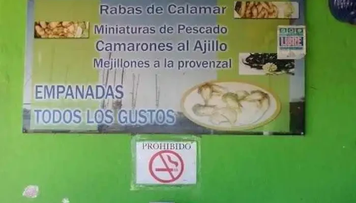 La Casa De Las Empanadas -  Menu - Piri&aacute;polis
