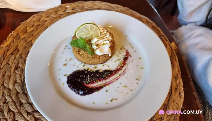 La Casa Violeta -  Tarta De Lima - Montevideo