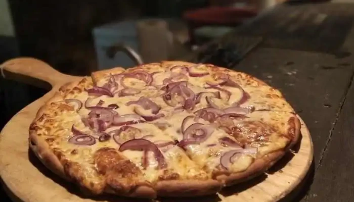 La Cascada -  Comida Y Bebida - Piri&aacute;polis