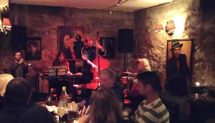 La Cava Blanes -  Comentario 3 - Montevideo