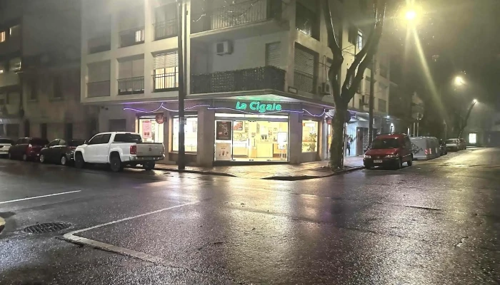 La Cigale -  Recientes - Montevideo