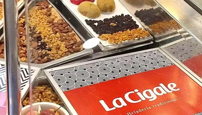 La Cigale -  Videos - Montevideo