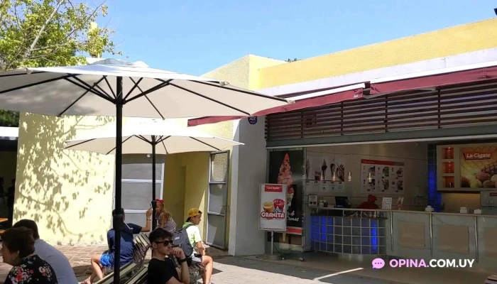 La Cigale -  Videos - Atlántida