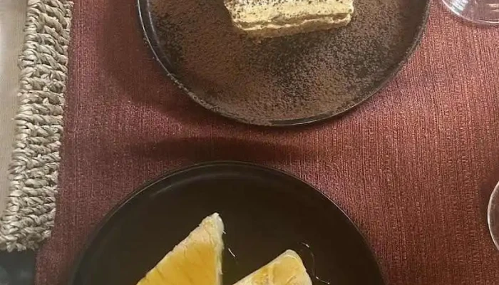 La Commedia -  Mas Recientes - Montevideo