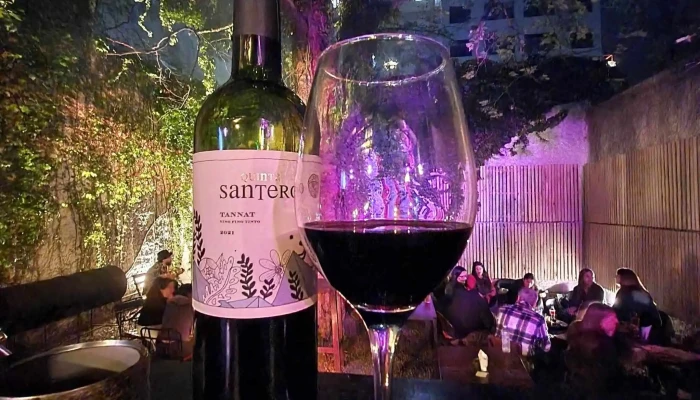 La Cretina -  Vino - Montevideo