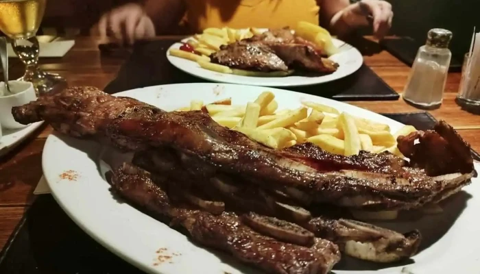 La Diecisiete Brasas Y Afines -  Churrasco - Ciudad de la Costa