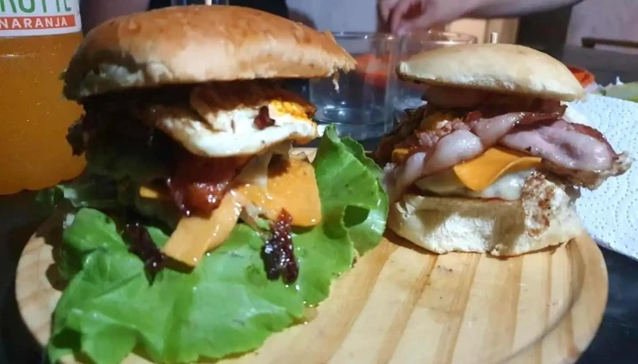 La Esquina -  Comida Y Bebida - Las Piedras