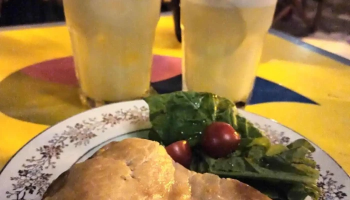 La Esquina Del Mundo -  Comidas Y Bebidas - Montevideo