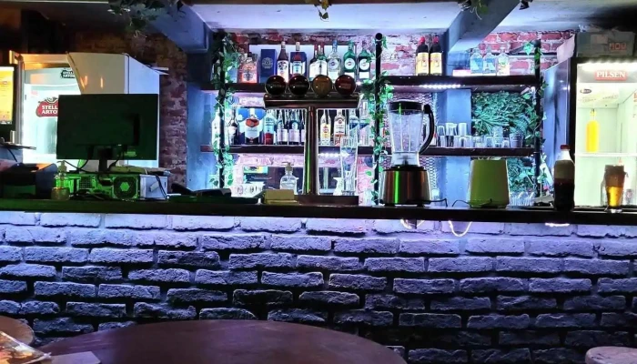 La Fabrica Bar Ambiente - Montevideo