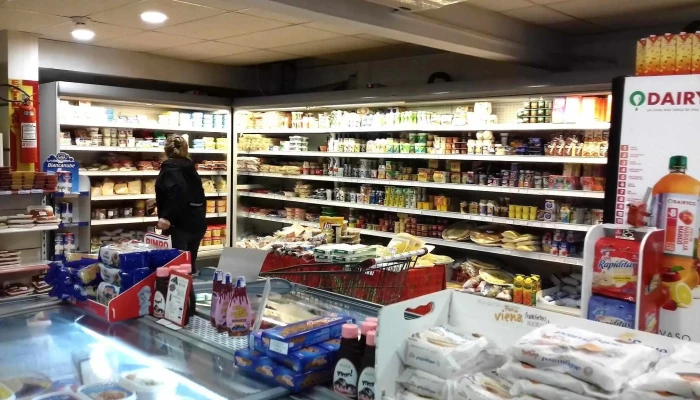 La Familia -  Interior - Durazno