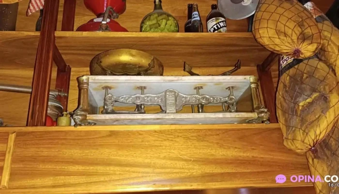 La Giraldita -  Comida Y Bebida - Montevideo