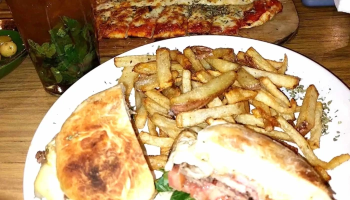 La Hacienda Bar -  Comentario 9 - Montevideo