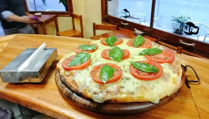 La Isla Comida Y Bebida - Montevideo