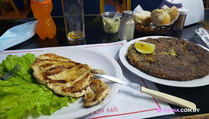 La Kinta Avenida -  Comida Y Bebida - Paysandú