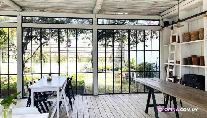 La Linda Panaderia Y Cafe Ambiente - Manantiales