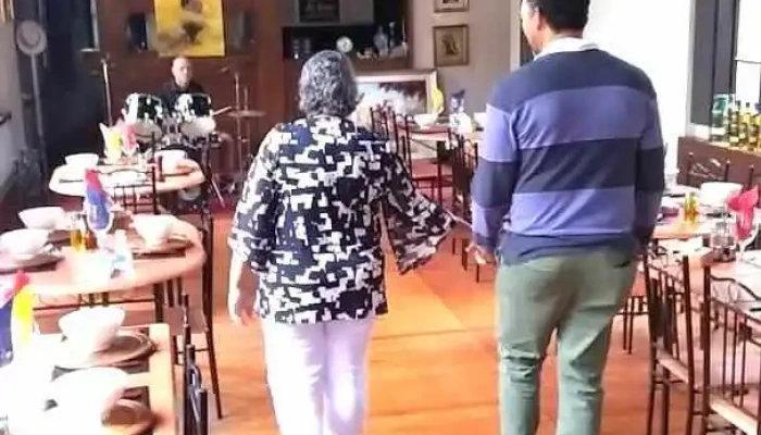 La Llave Asador Criollo -  Videos - Col. del Sacramento