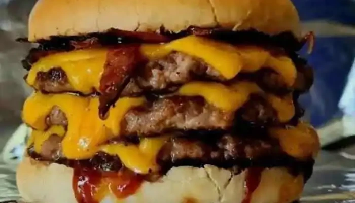 La Looney -  Comida Y Bebida - Pando