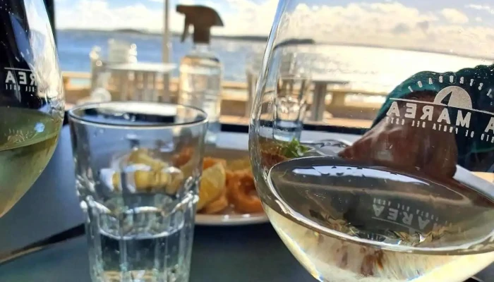 La Marea -  Vino - Punta del Este