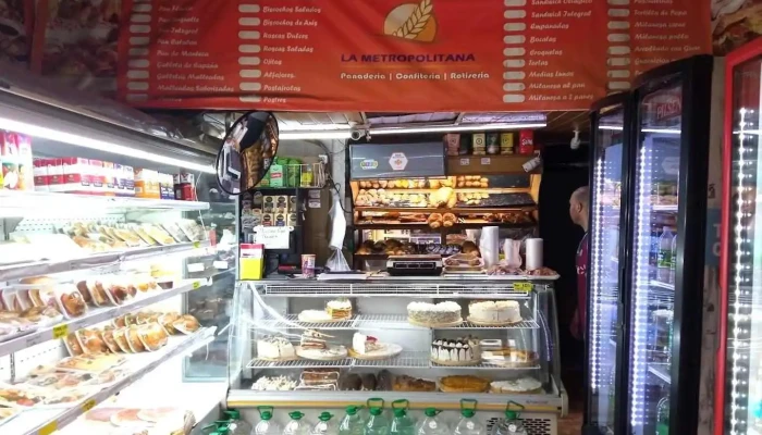 La Metropolitana -  Vitrina - Montevideo
