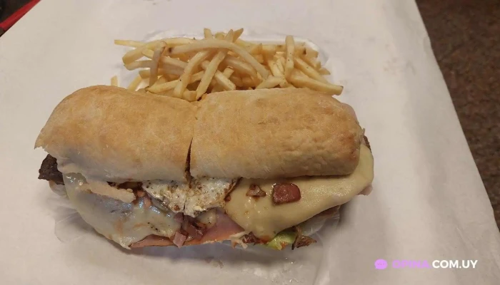 La Nonna -  Sandwich De Pollo - Montevideo