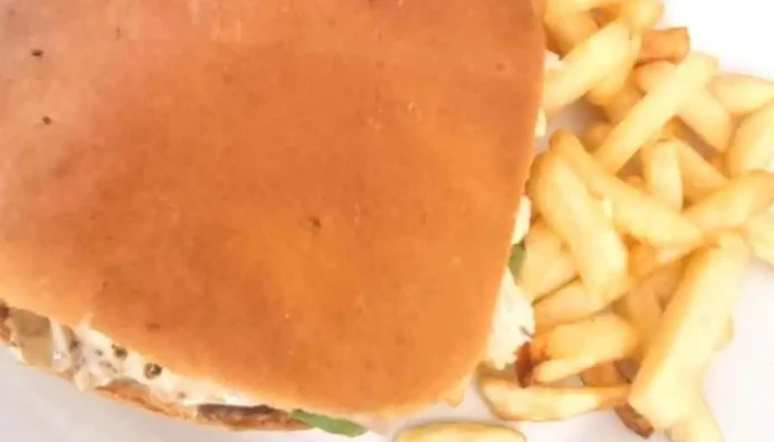 La Nueva Sombrilla -  Comida Reconfortante - Tacuaremb&oacute;