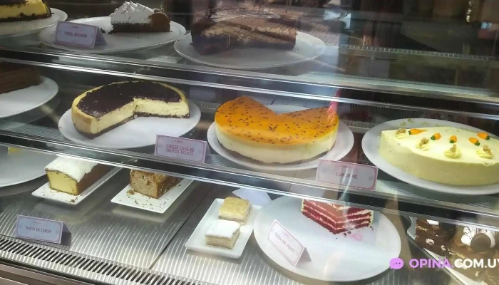 La Panera Rosa -  Comida Y Bebida - Montevideo