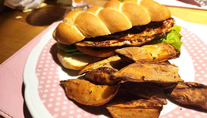 La Panera Rosa -  Sandwich De Pollo - Montevideo