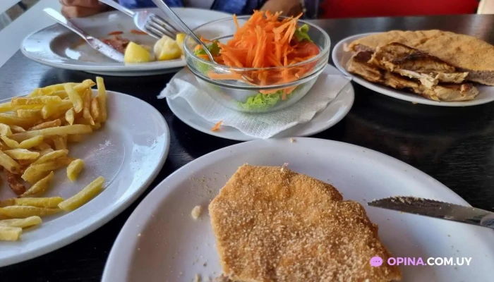 La Pasiva -  Comida Y Bebida - Montevideo