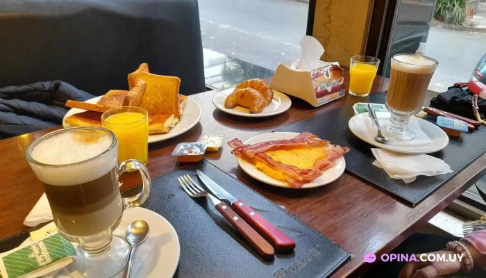 La Pasiva -  Jugo - Montevideo